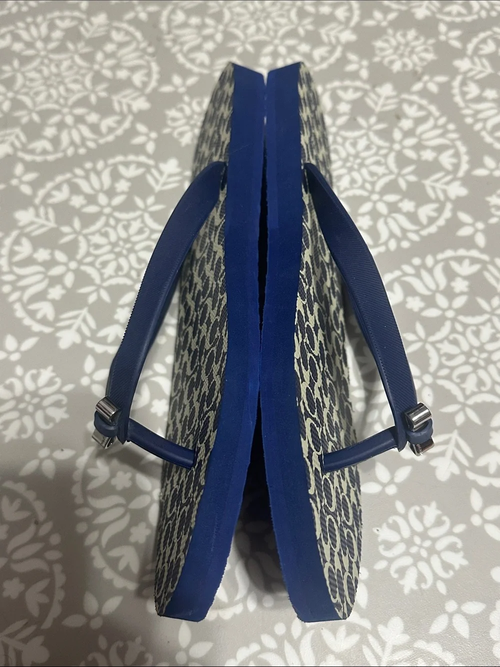 Coach Navy & Cream Bow Adorned Flip Flops
